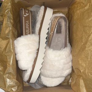 Koolaburra by UGG fuzz’n II Women’ faux Fur sandals